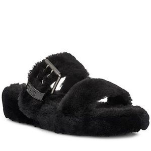 ✨ UGG Fuzz Yeah Slippers ✨